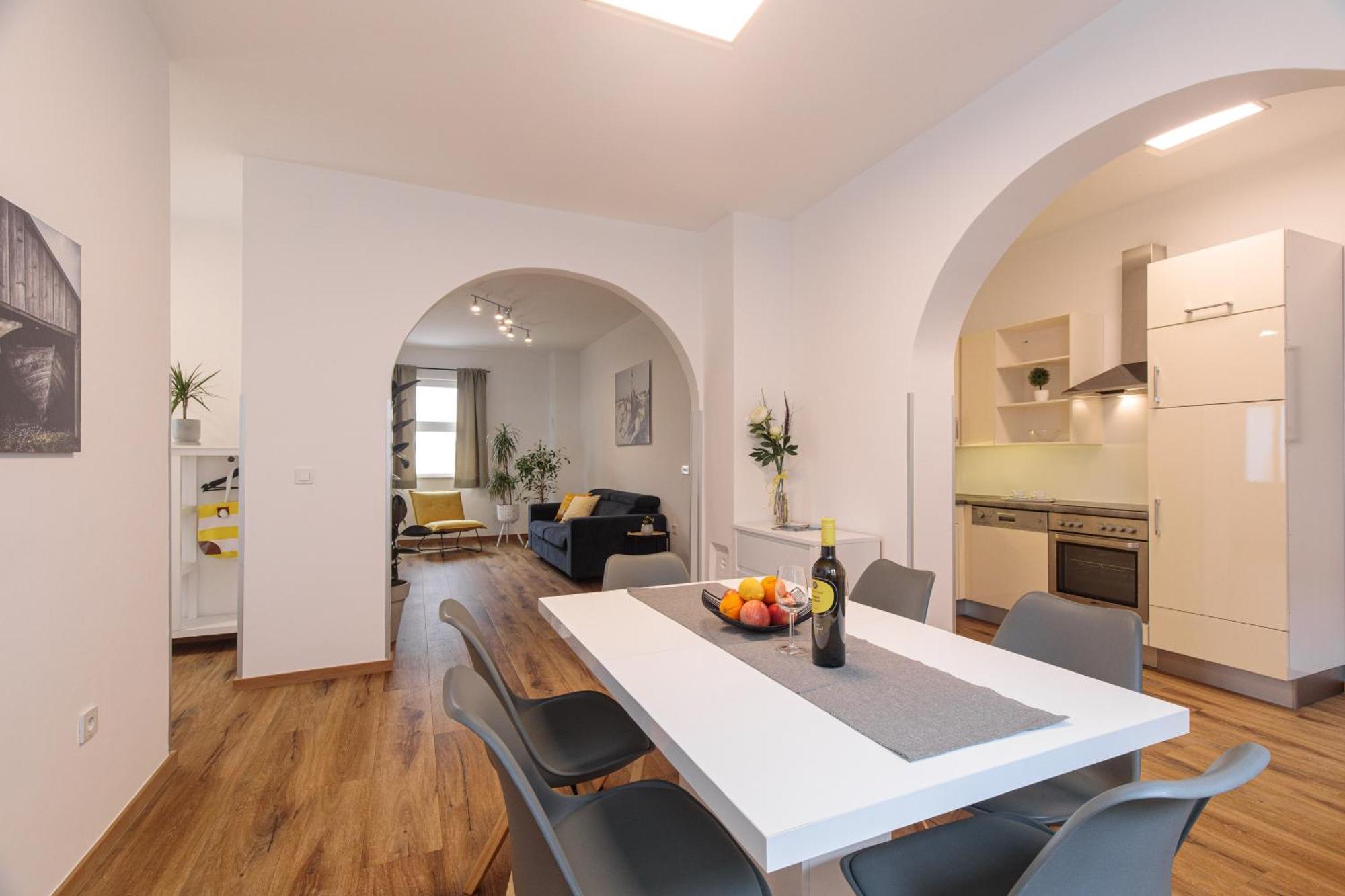 Apartment House Lijan Krk Town Esterno foto