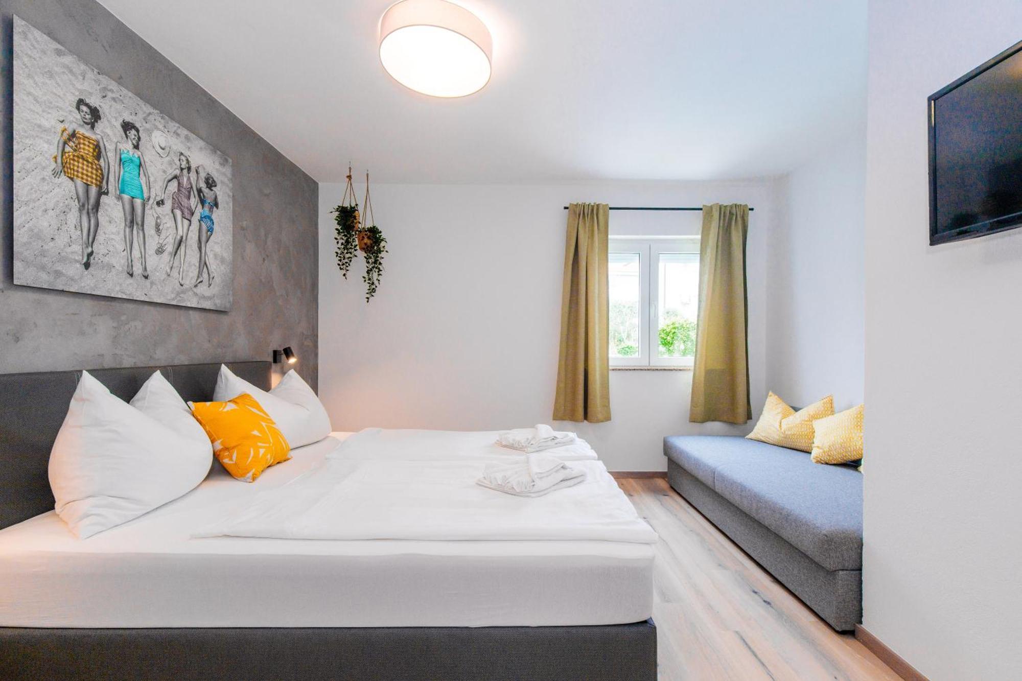 Apartment House Lijan Krk Town Esterno foto